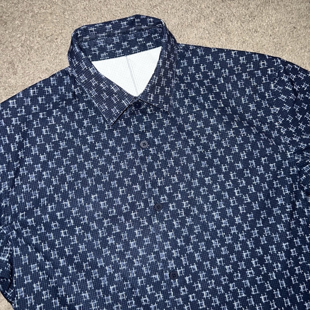 Lululemon Shirt Mens Medium Blue Geometric Button Up Casual Performance